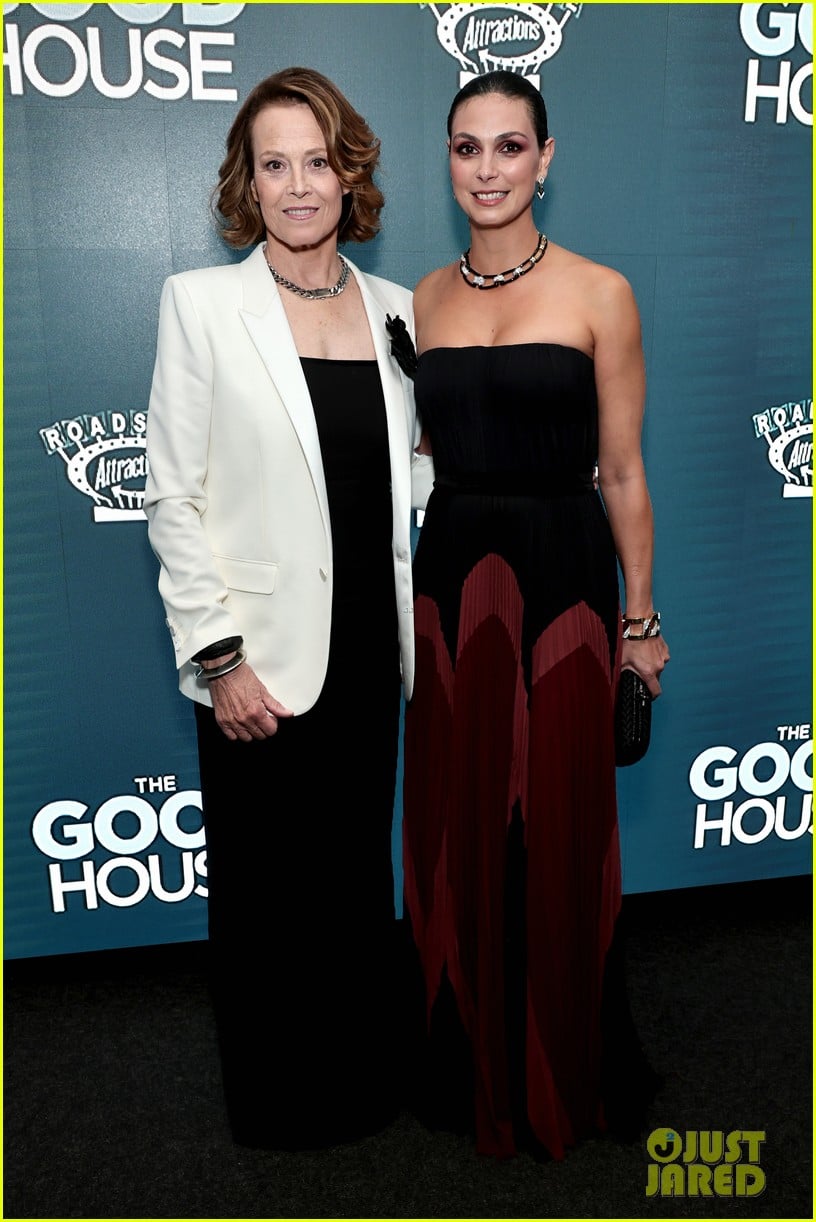 sigourney weaver morena baccarin the good house premiere in nyc 034829798