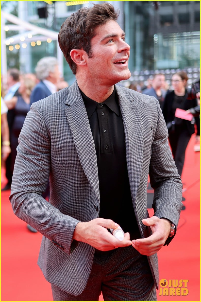zac efron jaw accident almost killed him 074827183