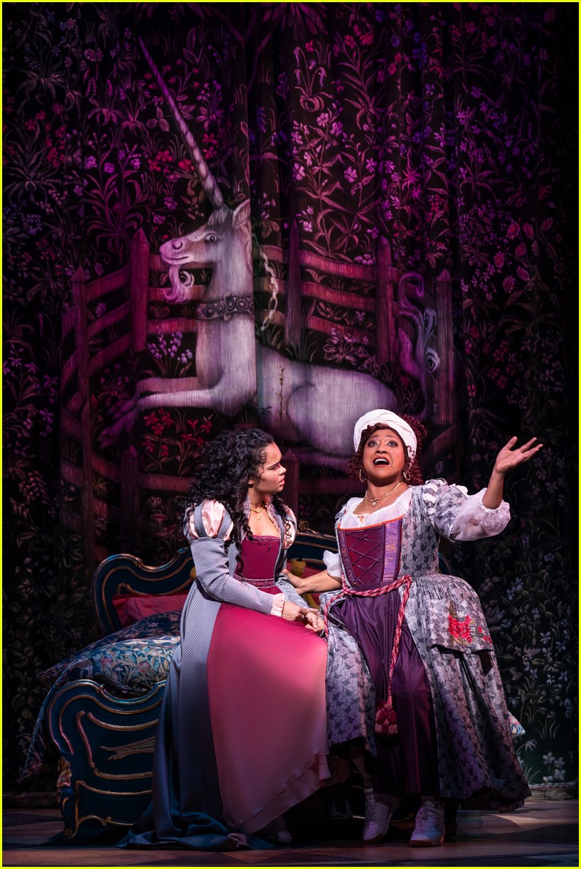 Broadway's '& Juliet' Cast Album Includes Kelly Clarkson Singing a Duet with Star Lorna Courtney