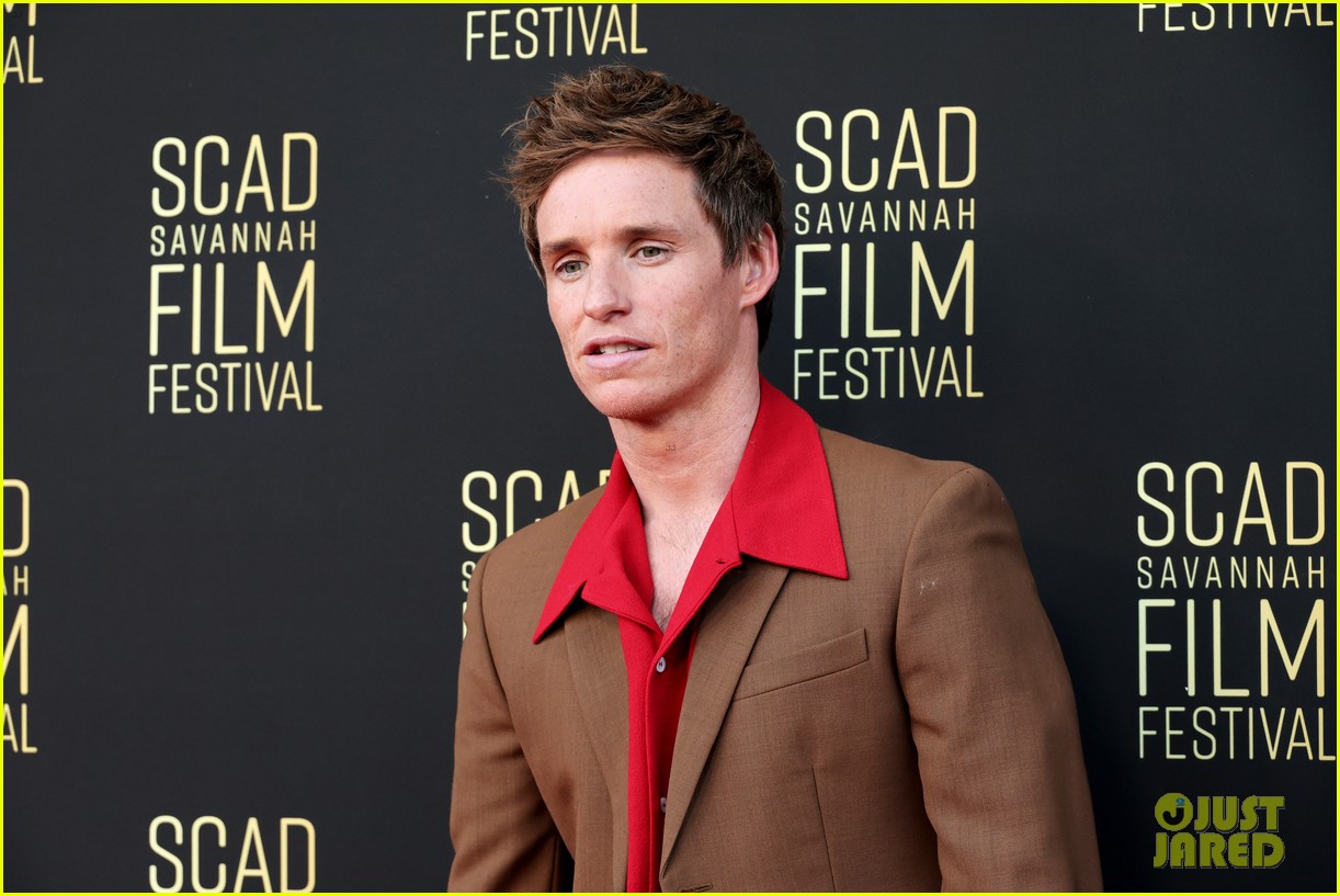 Eddie Redmayne Credits His Parents For Being The Secret To His Success