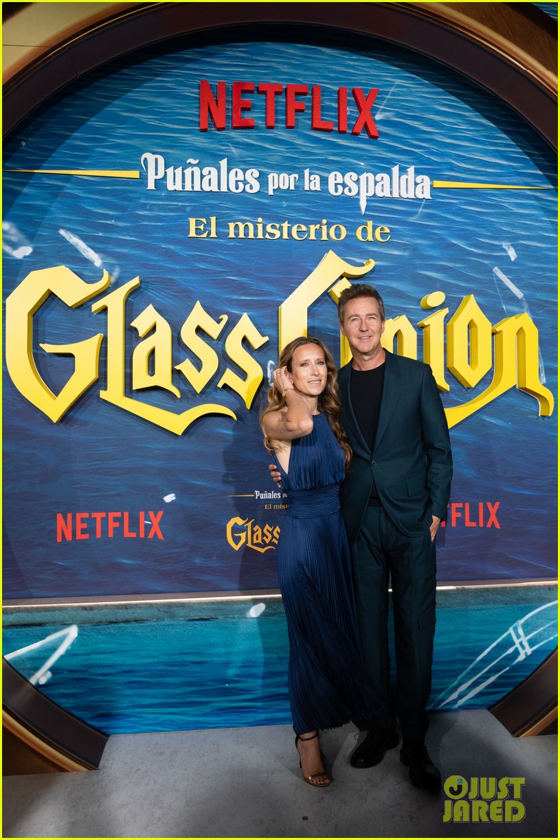 Janelle Monae Rules The Red Carpet in Textured Red Dress For 'Glass