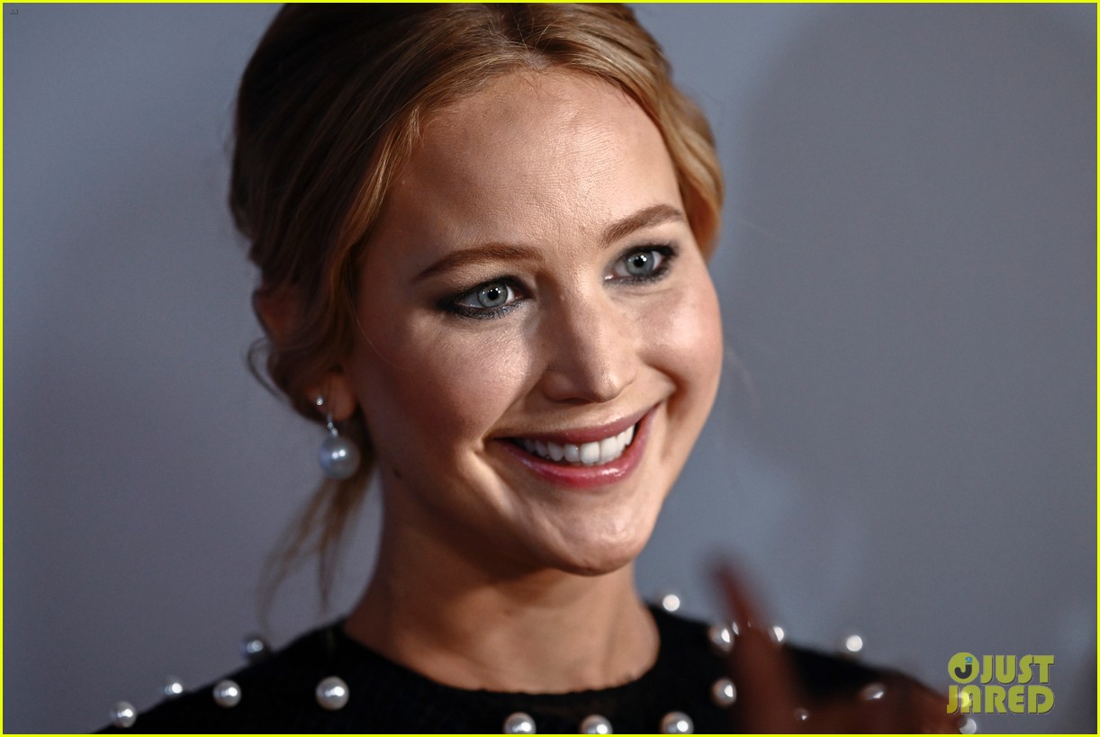 Jennifer Lawrence Drapes Herself In Pearls For 'Causeway' Premiere