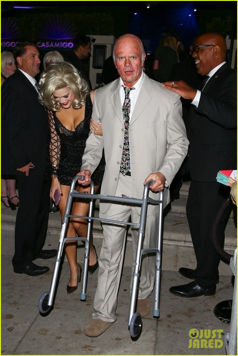 Josh Duhamel Ages Up To Anna Nicole Smith's Husband For Couple's