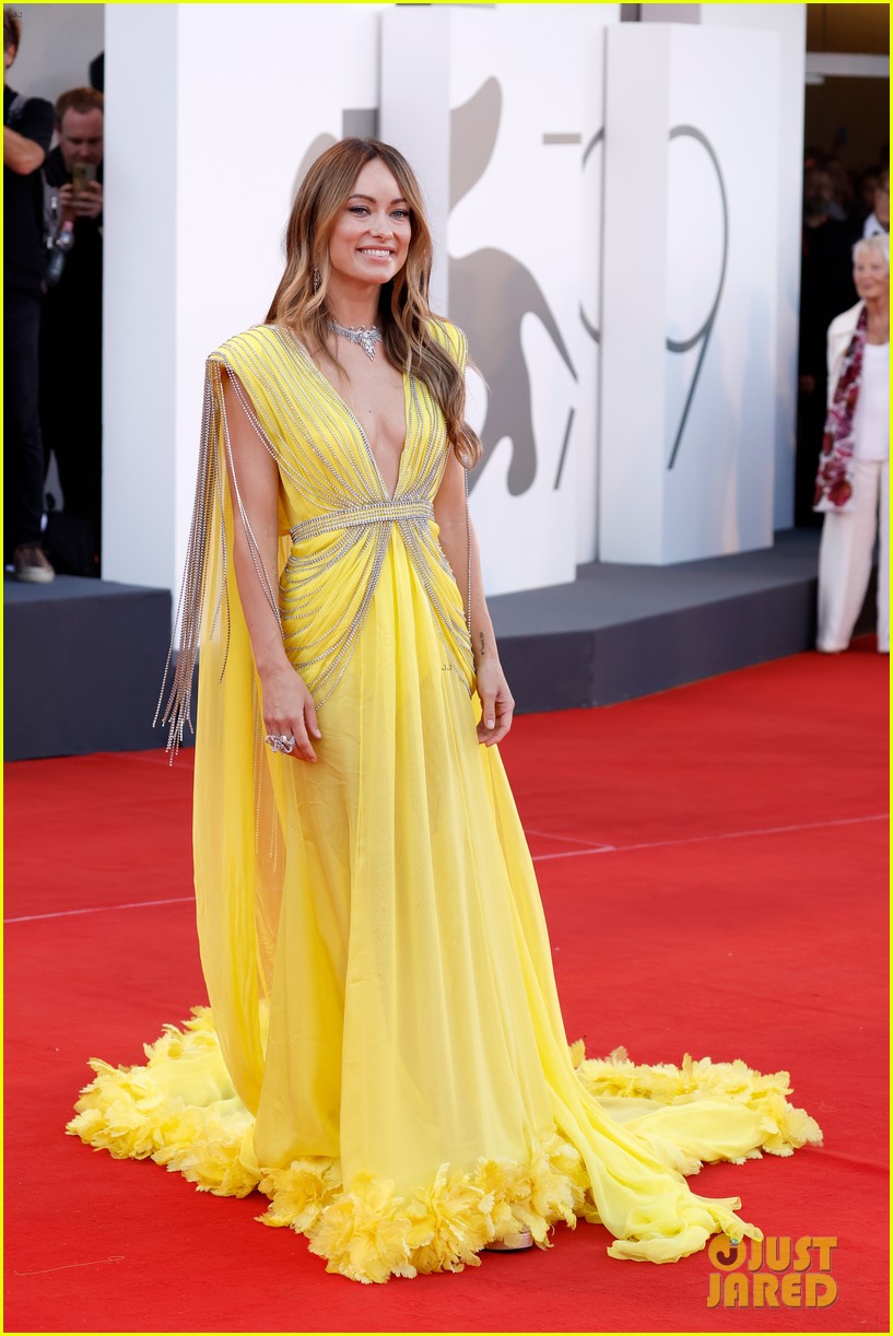 Olivia Wilde Seemingly Shares Real Salad Dressing Recipe Following