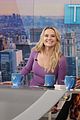 reese witherspoon two new appearances busy betty 01