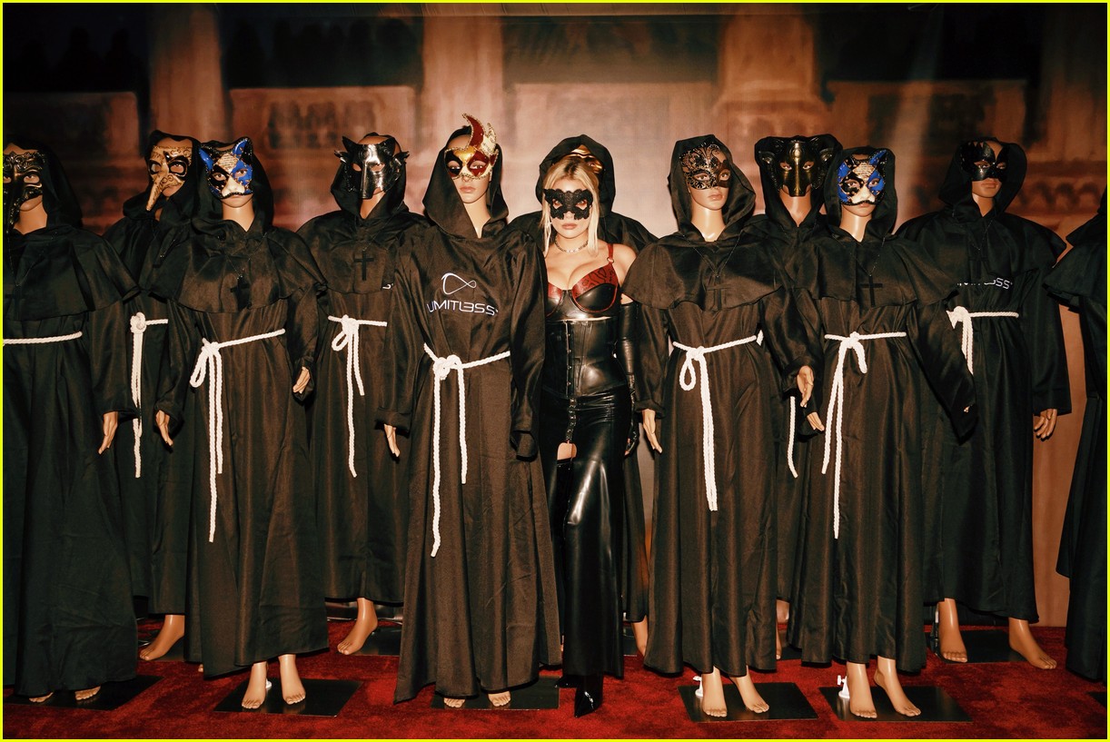 Photo: vas j morgan halloween party 12 | Photo 4847966 | Just Jared