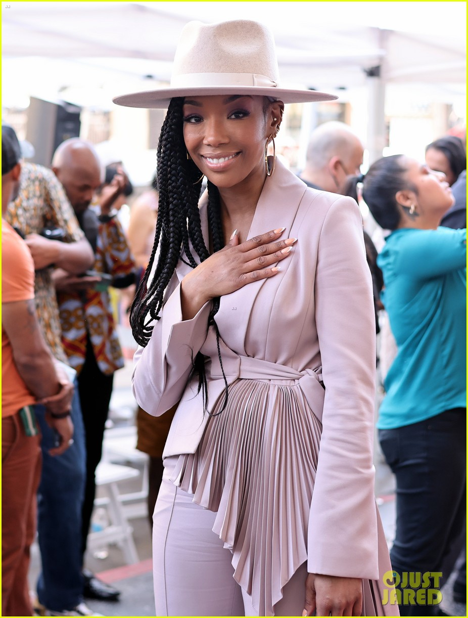 Brandy To Return as Cinderella in Disney+'s 'The Pocketwatch'! Photo 4860114 Brandy Pictures