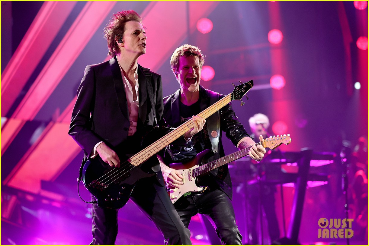 Duran Duran Reveal Andy Taylor's Cancer Diagnosis During Rock & Roll(02)