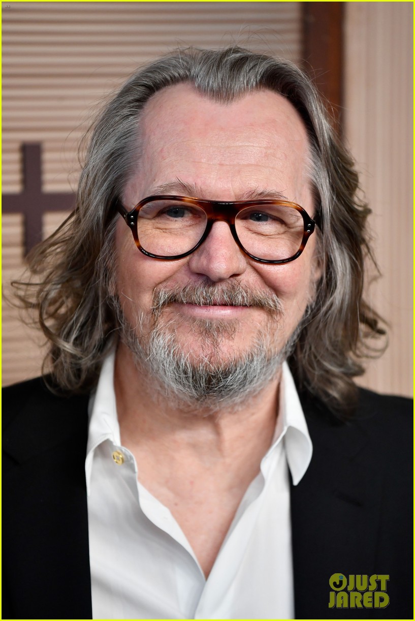 Gary Oldman Thinks He ll Retire From Acting After Slow Horses Photo 