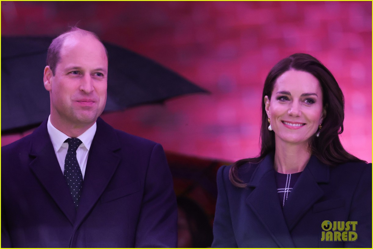Prince William & Kate Middleton Arrive In Boston Ahead of Earthshot(02)