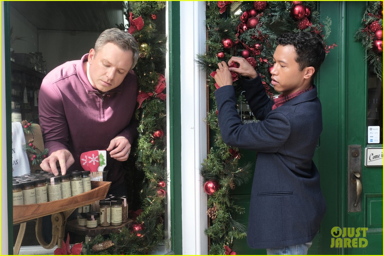 Katie Stevens Is Renovating For The Holidays With Ben & Erin Napier For