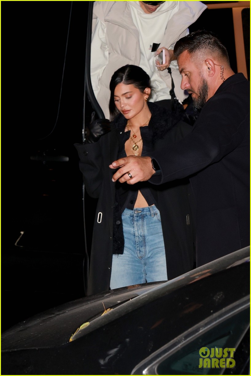 Kylie Jenner & Sister Kendall Jenner Step Out For Lowkey Lunch Together