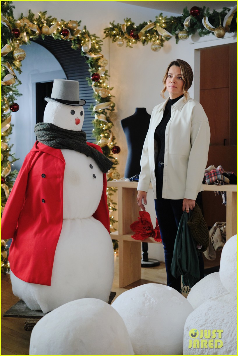 Photo lights camera christmas hallmark pics 01 Photo 4850297 Just Jared