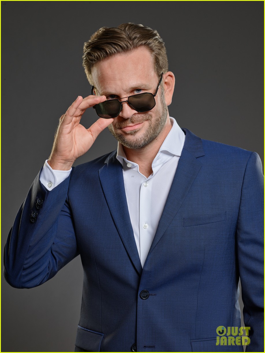 John Brotherton Plays A Perfect Santa Next To Kimberley Sustad in