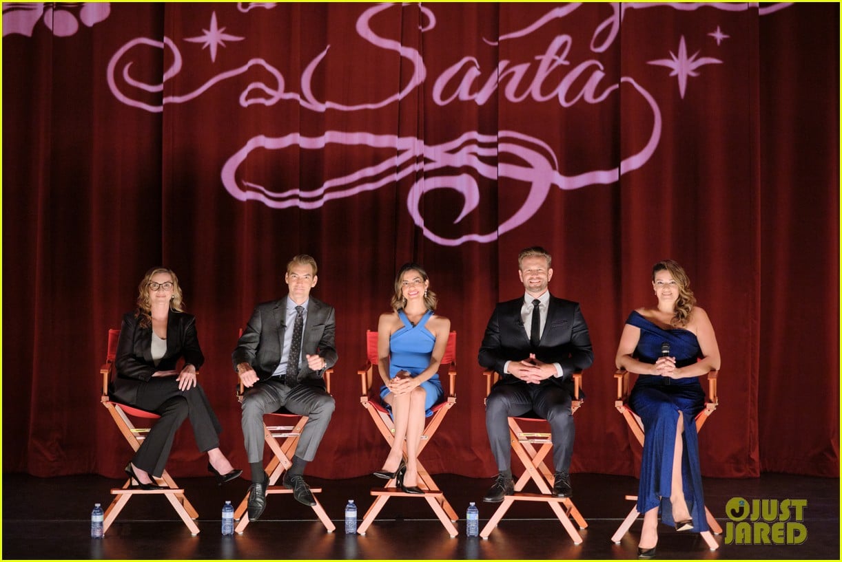 Photo lights camera christmas hallmark pics 08 Photo 4850304 Just Jared