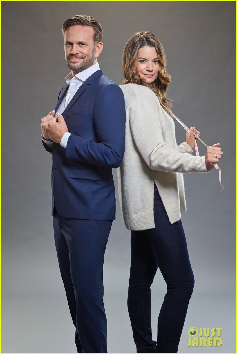 John Brotherton Plays A Perfect Santa Next To Kimberley Sustad in