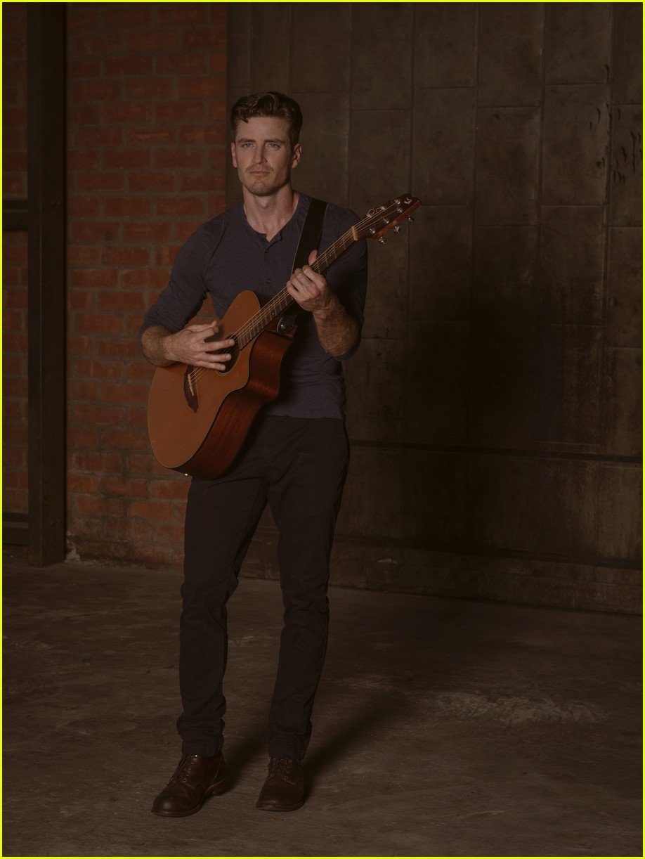 Get to Know Jake Lockett, Sam Carver on ‘Chicago Fire,’ with These 10