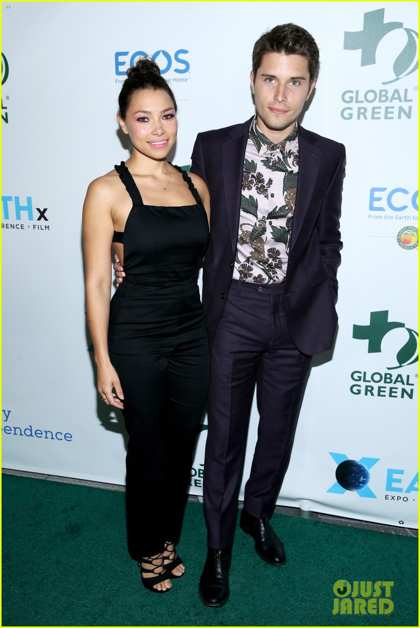 '911 Lone Star' Actor Ronen Rubinstein Quietly Married Jessica