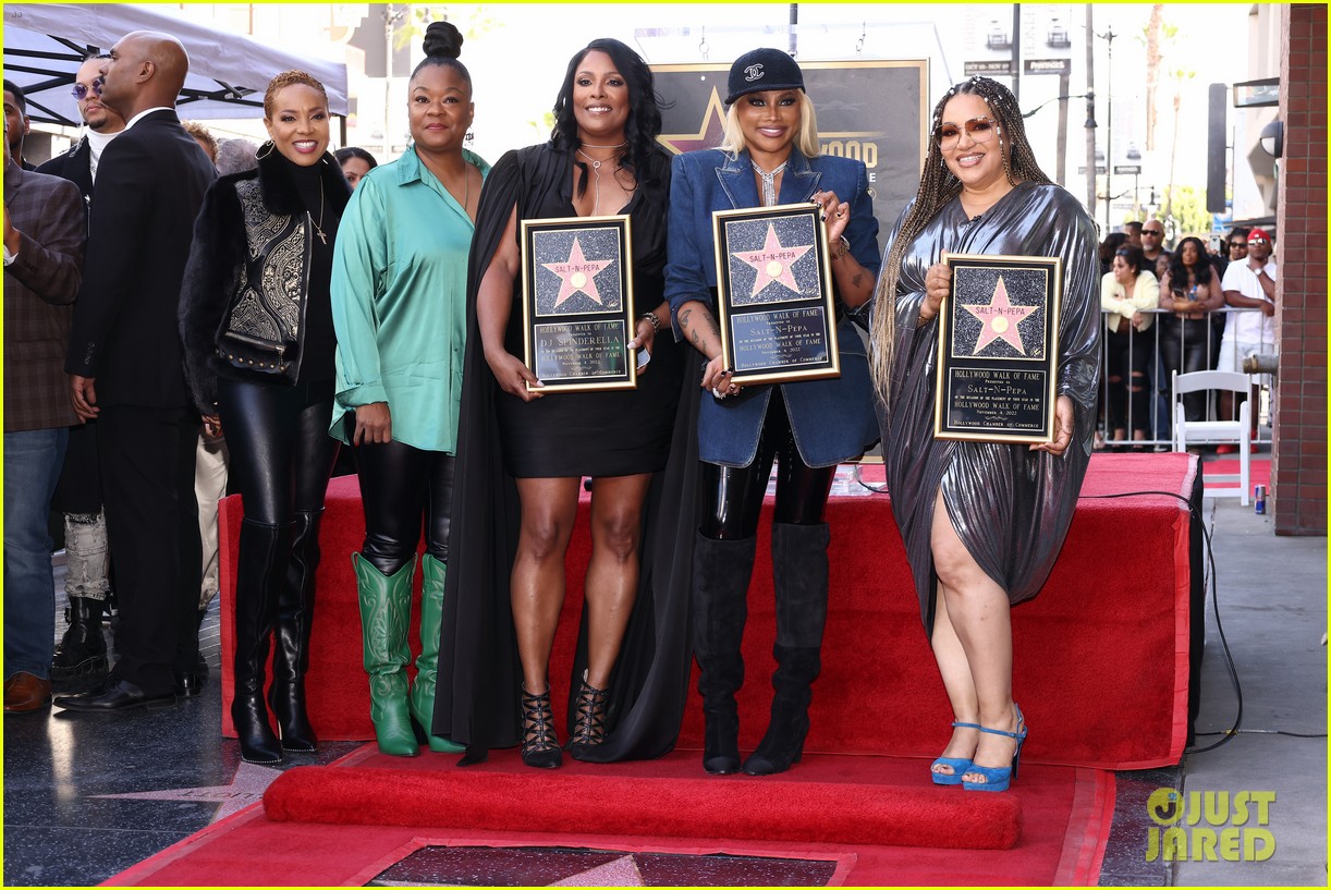 SaltNPepa Reunite to Receive Hollywood Walk of Fame Star Photo