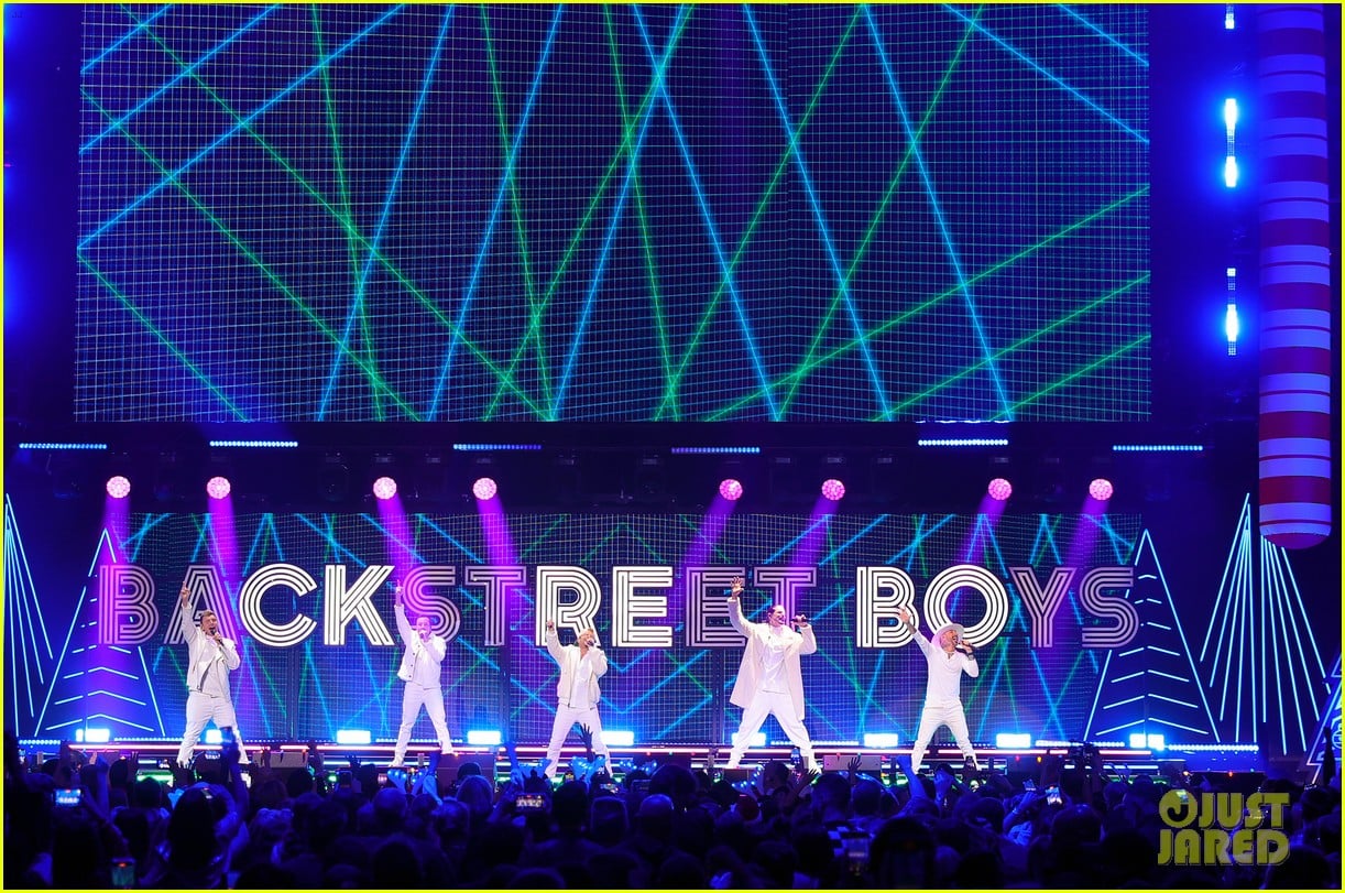 Nick Carter Performs With Backstreet Boys at NYC Jingle Ball 2022 Amid