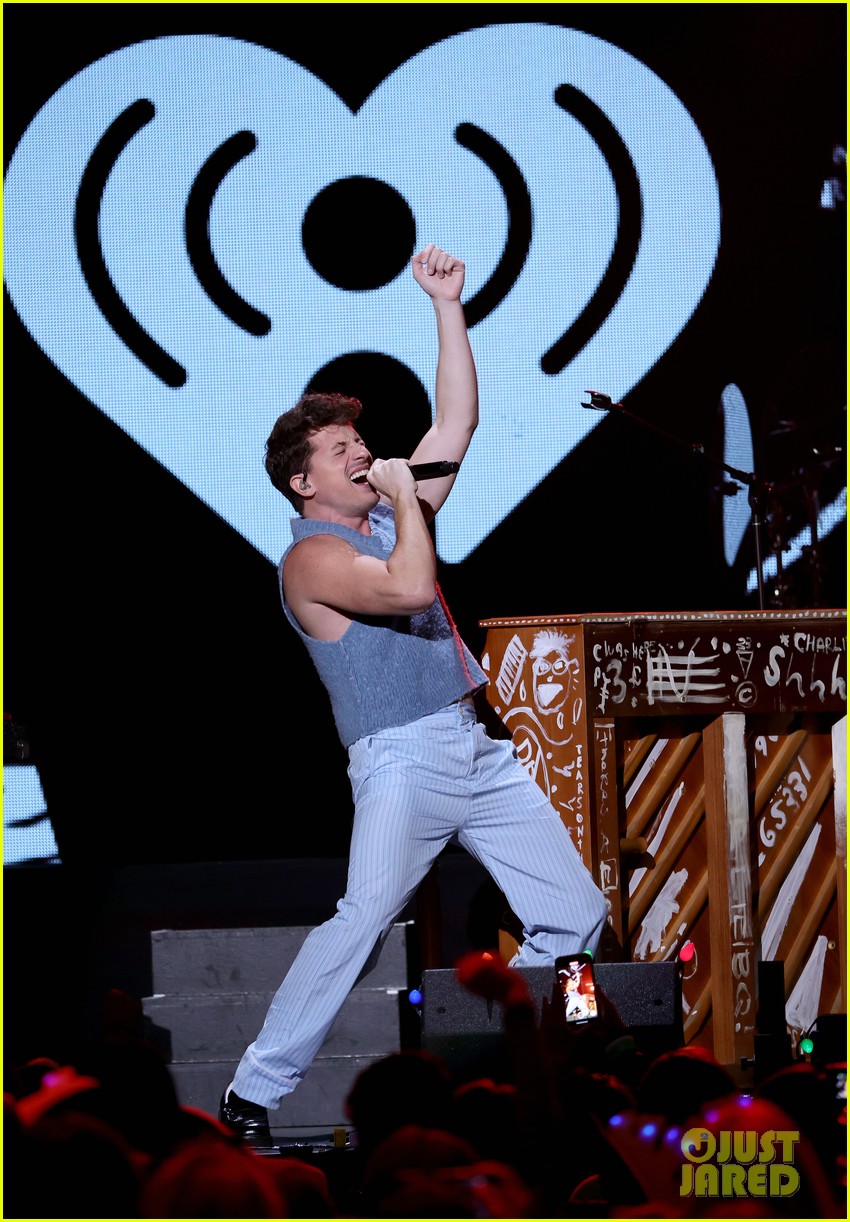 Nick Carter Performs With Backstreet Boys at NYC Jingle Ball 2022 Amid Sexual Assault Claims