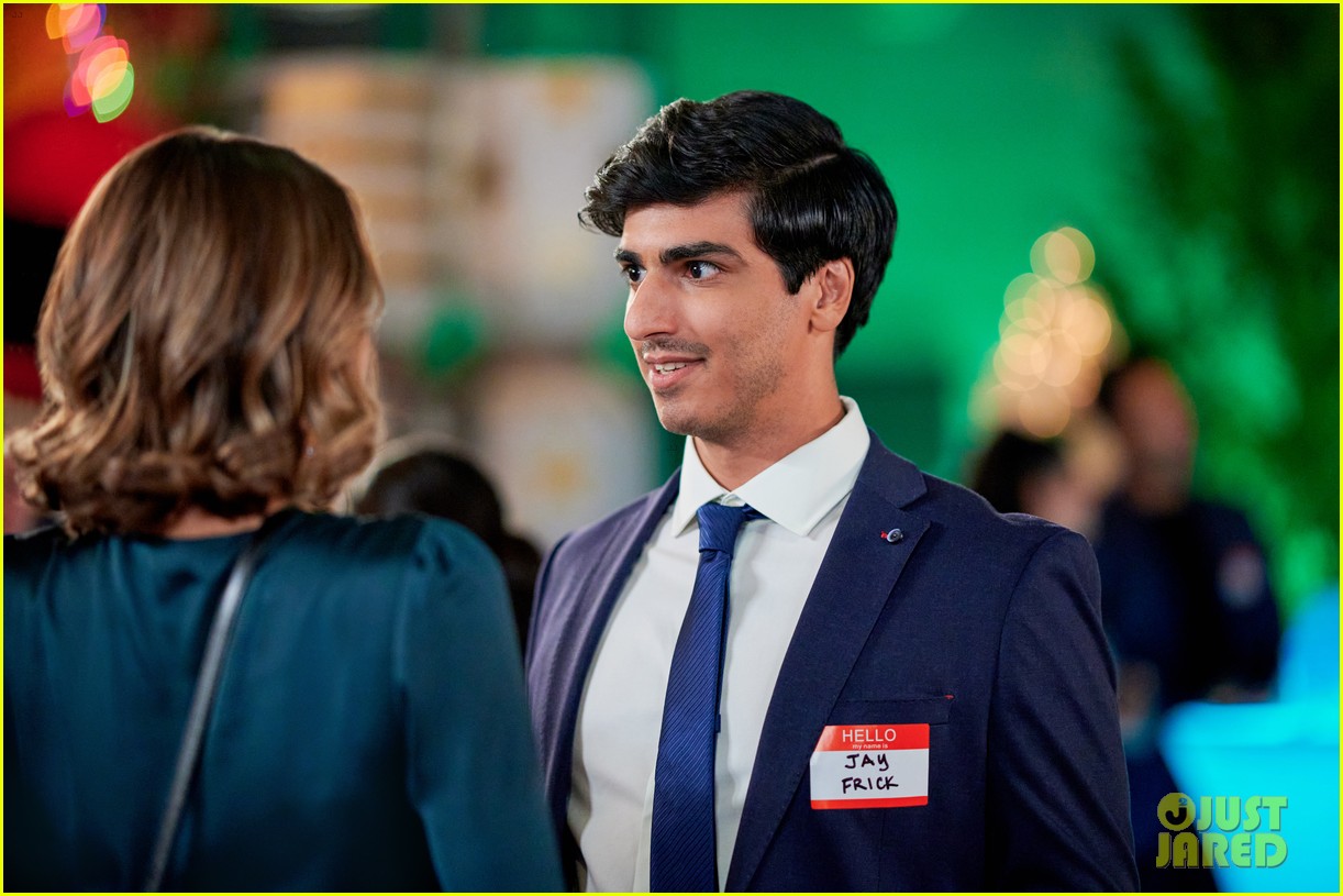 Aimee Teegarden & Tanner Novlan Go Back To High School in Hallmark's