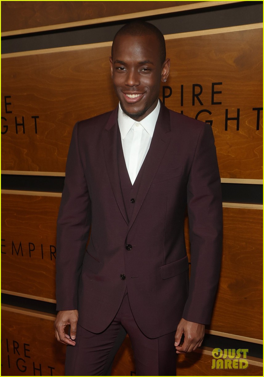 Olivia Colman Reacts To Heartstopper Son Kit Connor Coming Out As