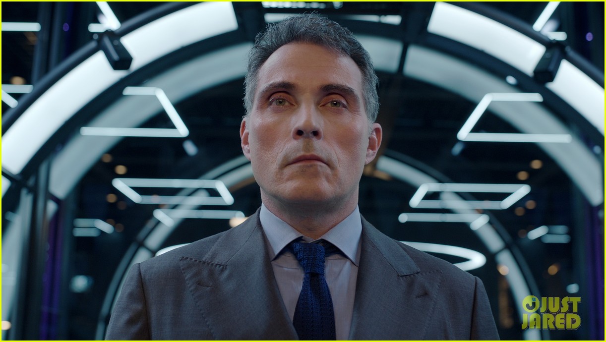 Netflix's New Series 'Kaleidoscope' Will Stream Differently for Each