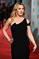 kate winslet reveales she was told shed play fat girl parts and was asked about weight 04