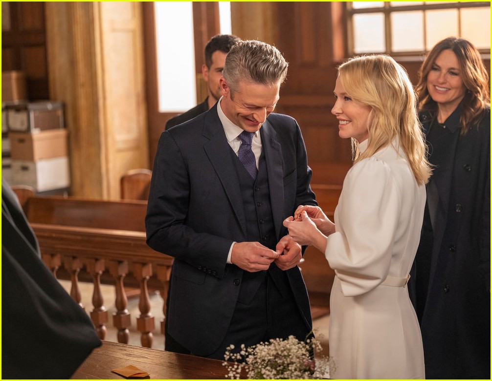 spoilers-from-kelli-giddish-s-final-law-order-svu-episode-here-s