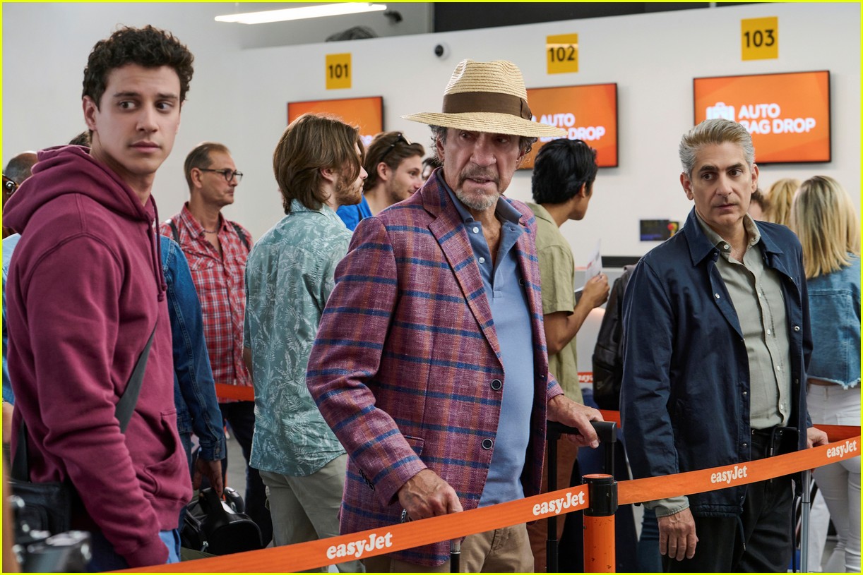 &lsquo;The White Lotus&rsquo; Creator Explains Why [SPOILER] Died in the Finale