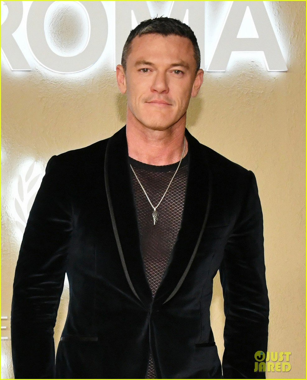 Luke Evans Makes Red Carpet Debut with Boyfriend Fran Tomas at Charity