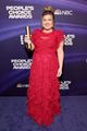 kelly clarkson brings daughter river to peoples choice awards 01