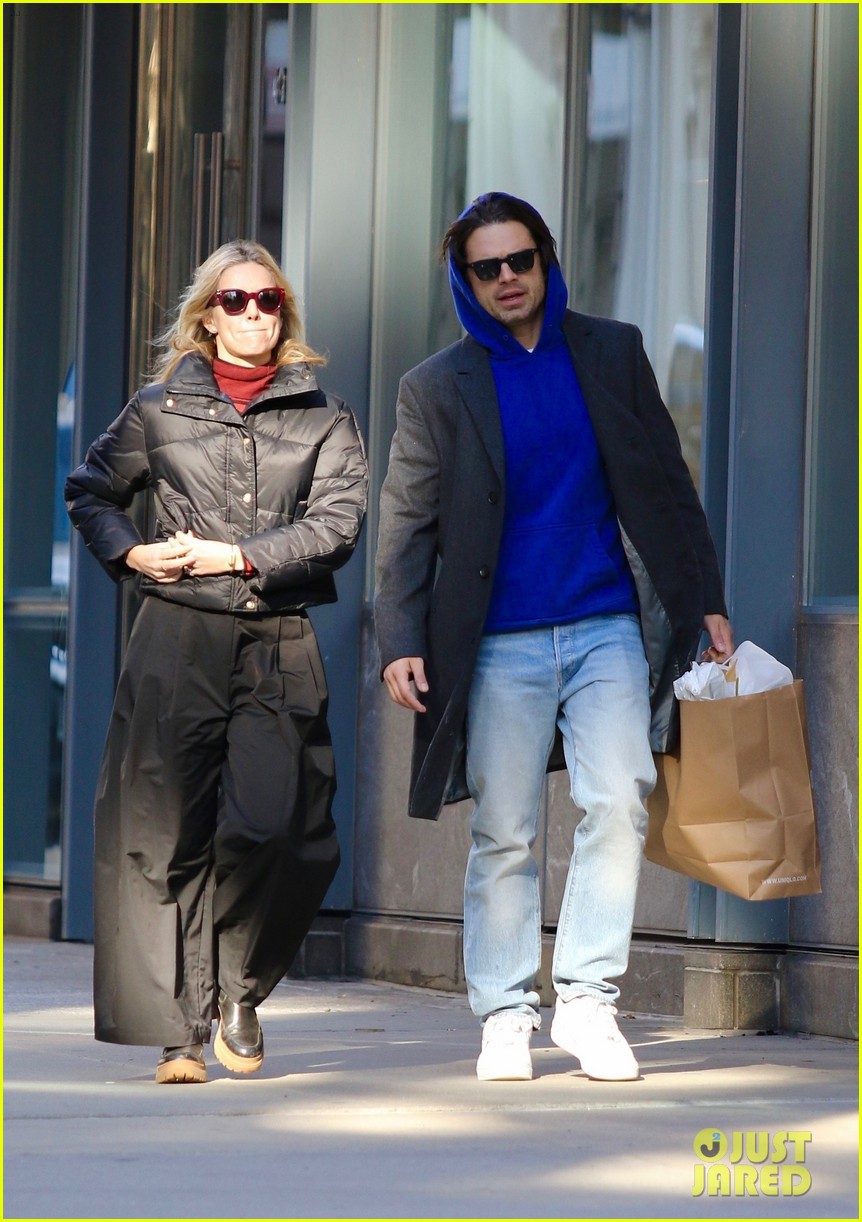 Sebastian Stan & Girlfriend Annabelle Wallis Go Lowkey While Christmas