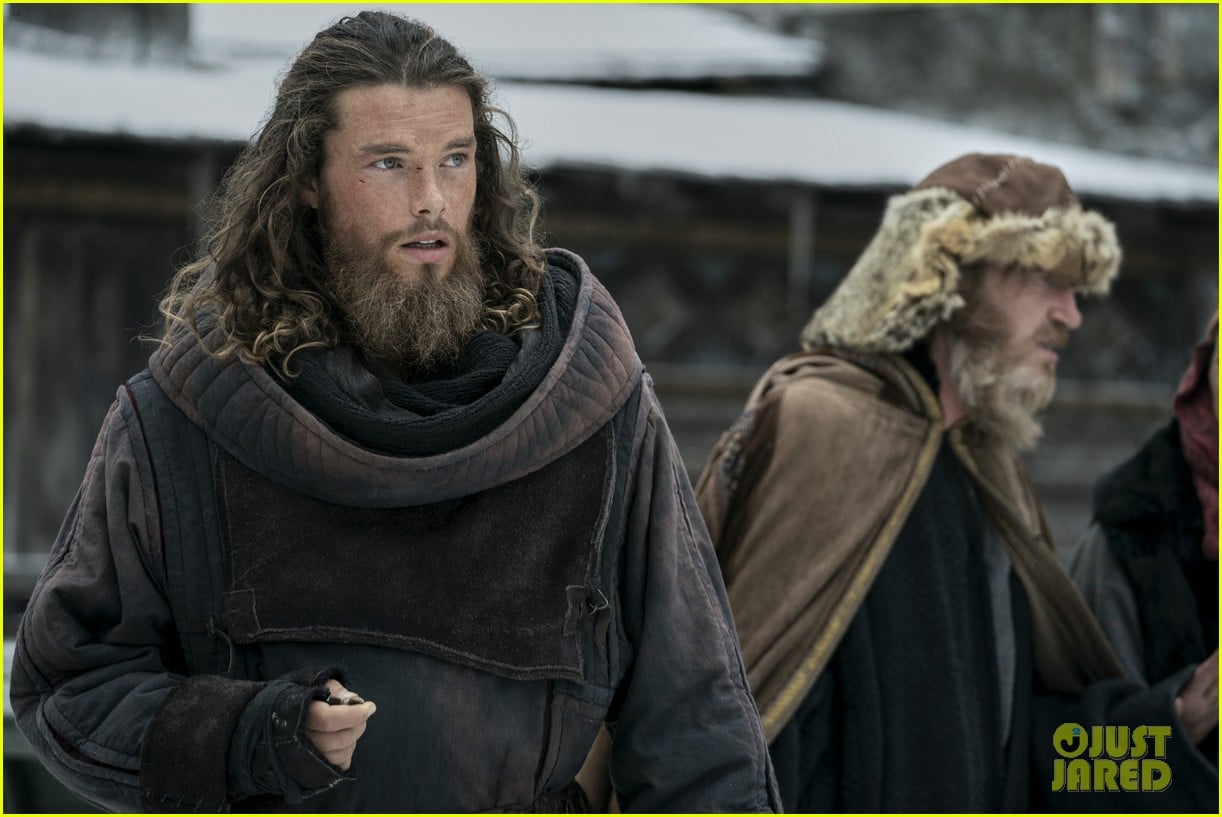 Leo Suter Goes Shirtless For Fight Scene in 'Vikings Valhalla' Season