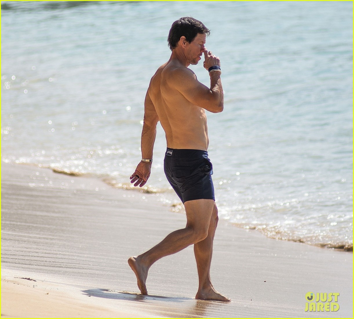 Mark Wahlberg Spent Christmas Day Going Shirtless in Barbados! (Photos