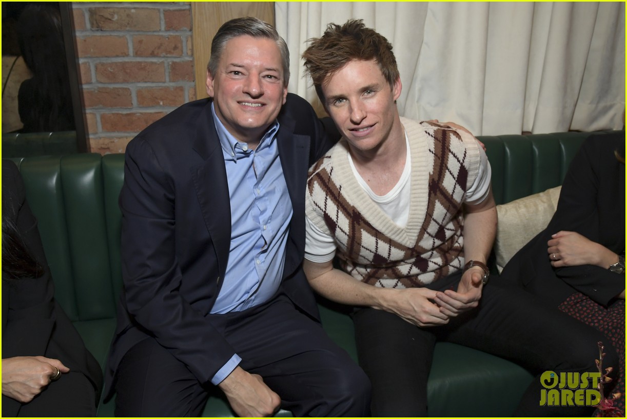 Kate Hudson, Jenna Ortega & More Netflix Stars Celebrate the Golden