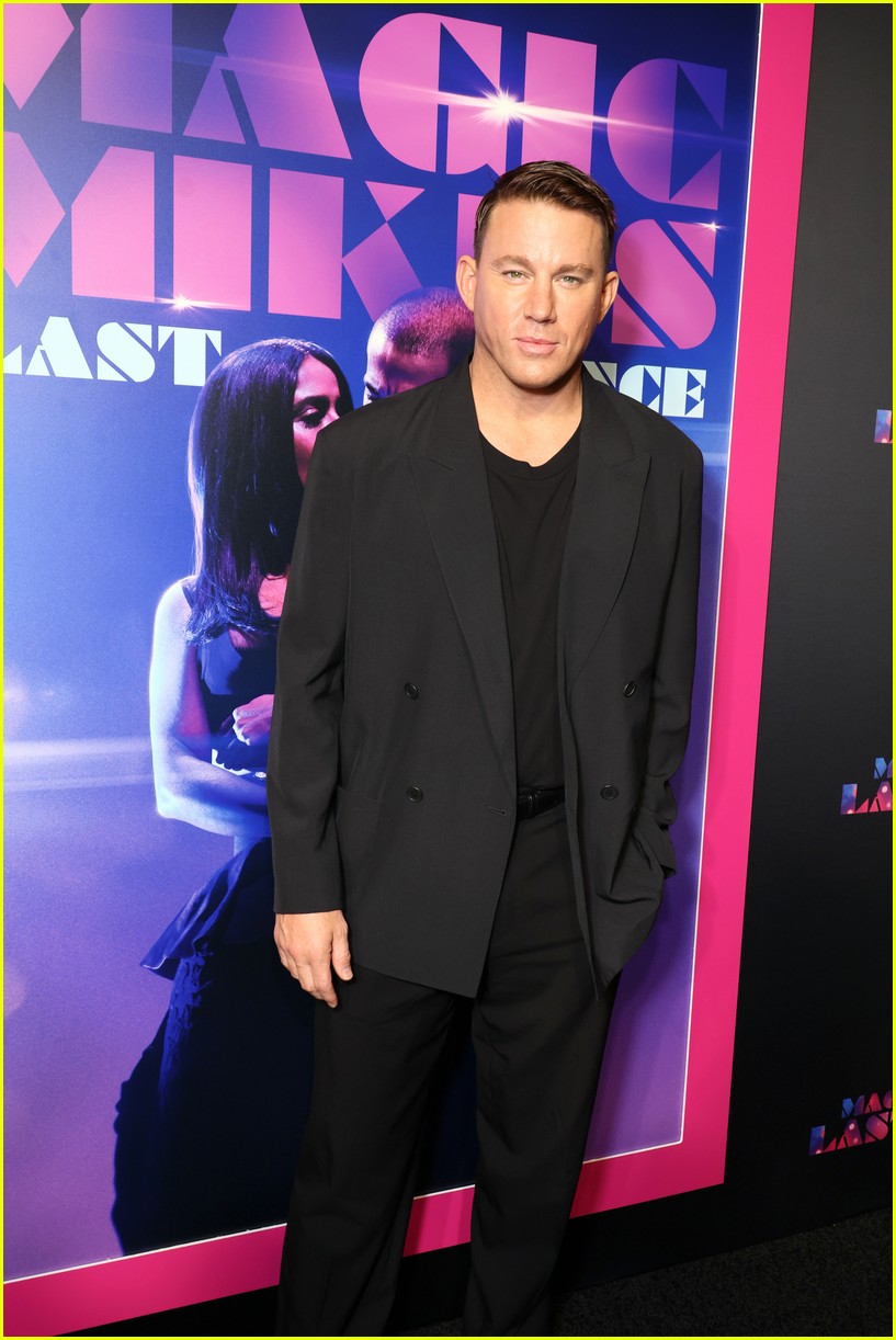 Salma Hayek Rocks Sheer, Fishnet Dress Alongside Channing Tatum at ...