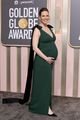 hilary swank cradles her baby bump at golden globes 05
