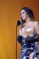 beyonce makes history with 32 win at grammys 08