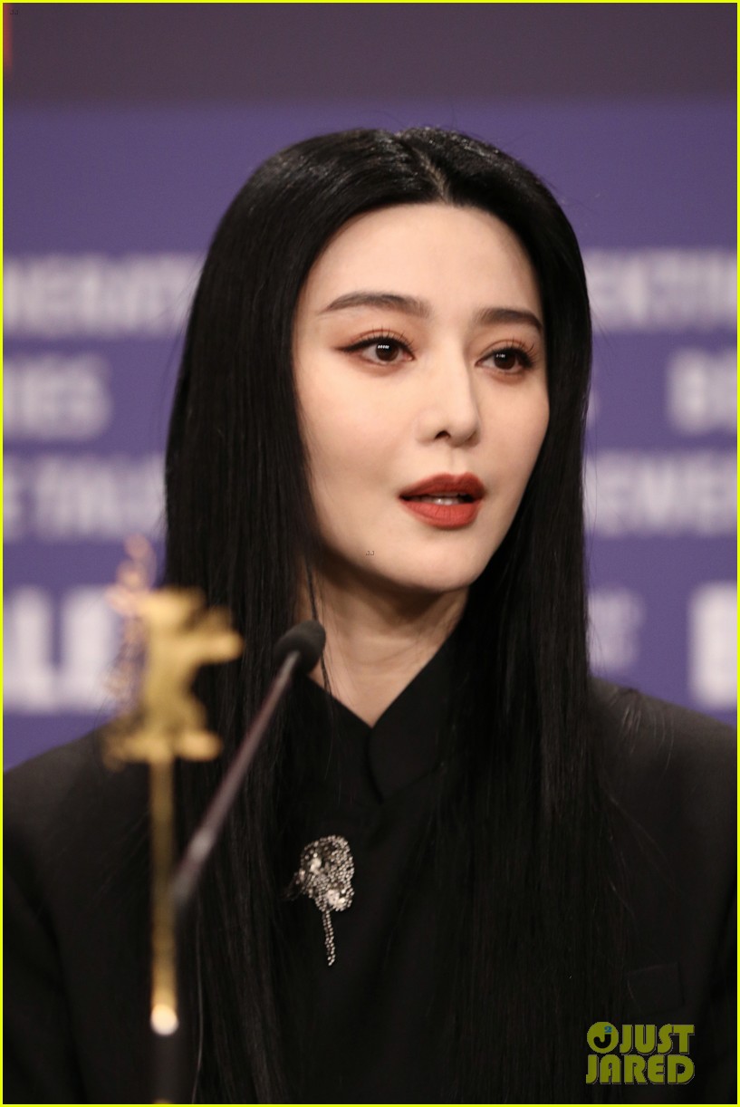 overalt ugentlig hed Fan Bingbing Responds to Tax Evasion Scandal Question in First Major  Appearance in Years: Photo 4898050 | Fan Bingbing Pictures | Just Jared