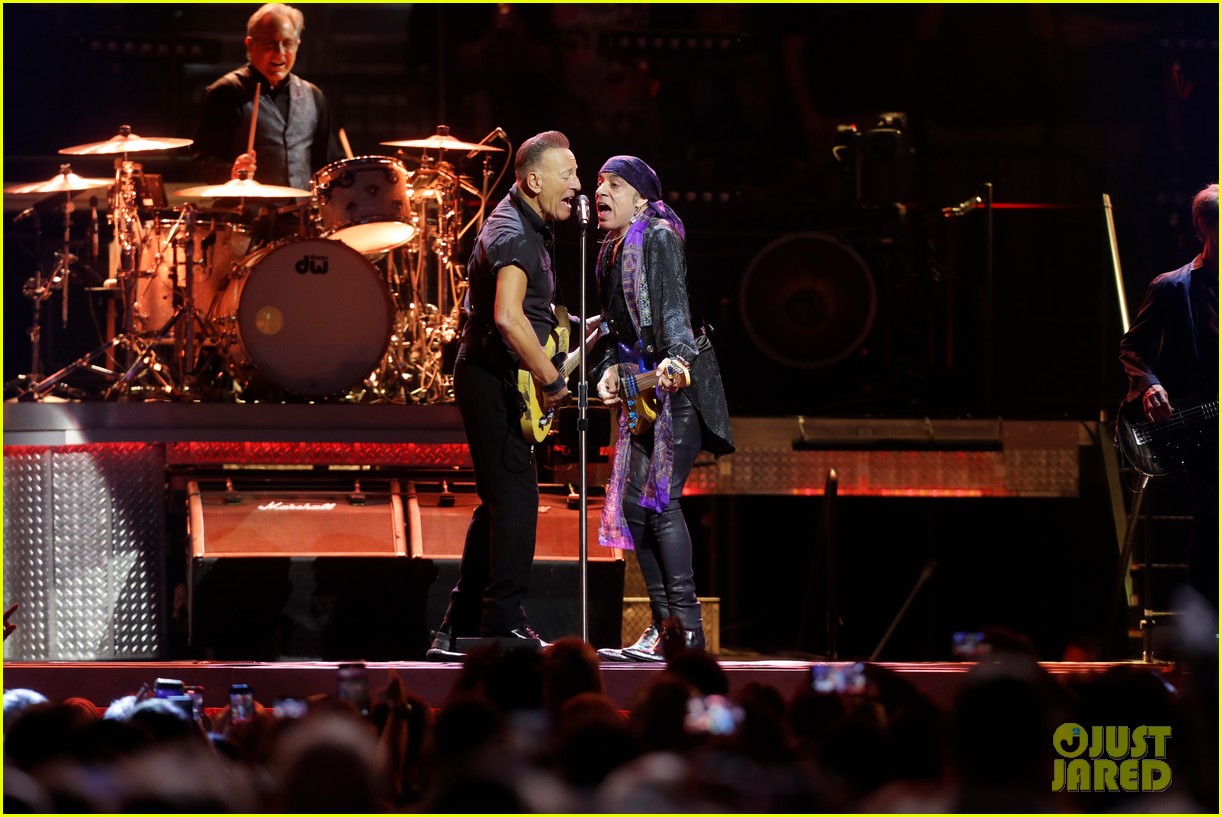 Bruce Springsteen Set List for 2023 Concert Tour Revealed After First