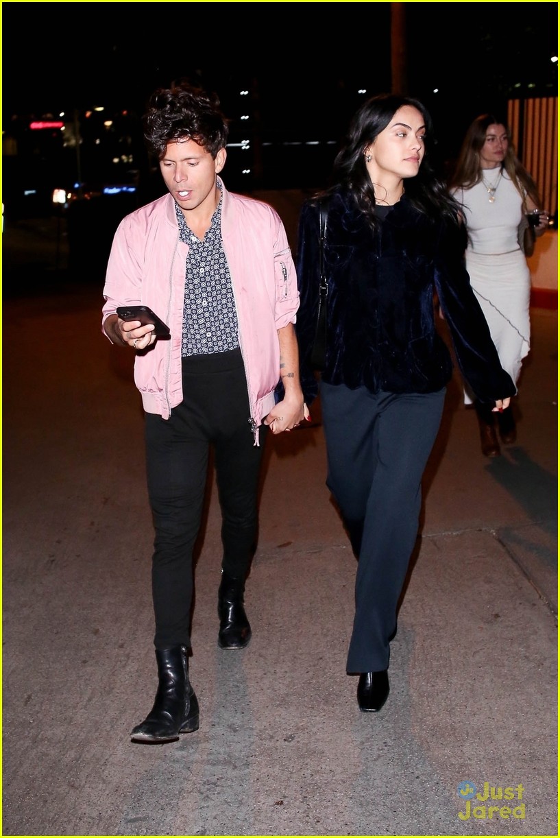 camila mendes rudy mancuso hold hands while leaving grammys party 084890543