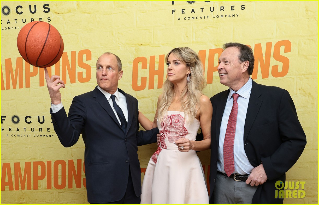 Woody Harrelson Brings His AGame to 'Champions' Premiere with