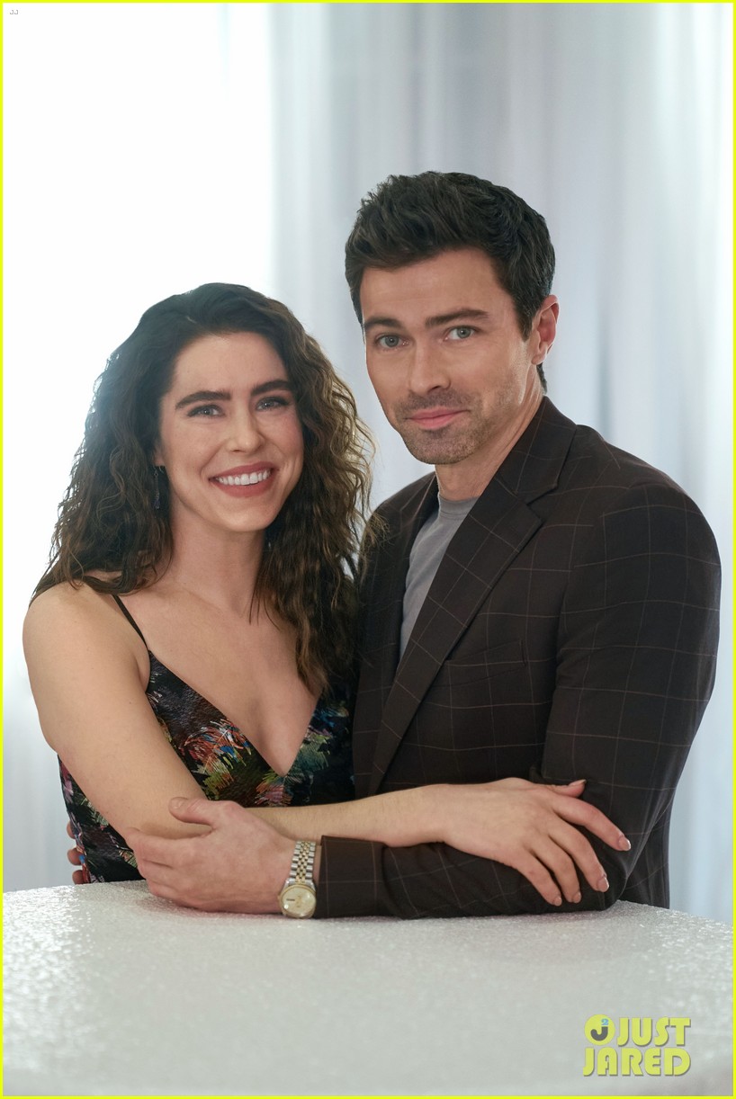 Alexandra Turshen Has Matt Cohen & Aaron O'Connell Fighting Over Her In