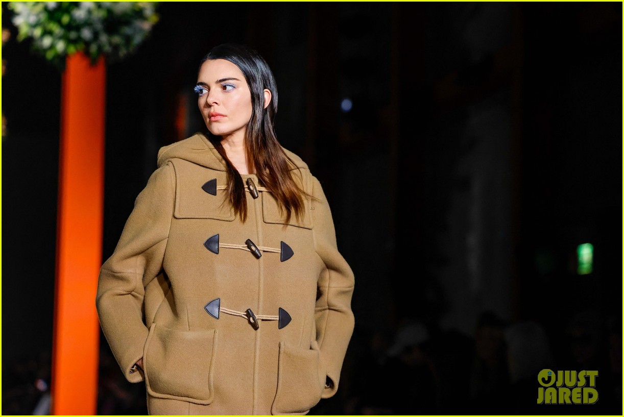 BFFs Kendall Jenner & Gigi Hadid Walk in Prada Show in Milan!: Photo  4898183, Gigi Hadid, Kendall Jenner Photos