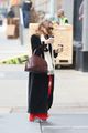 mary kate ashley olsen pick up their morning coffee before work 10