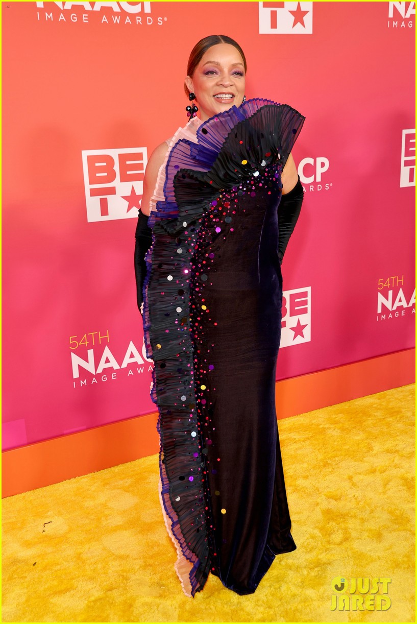 Quinta Brunson, Sheryl Lee Ralph, Viola Davis & More Stars Attend NAACP