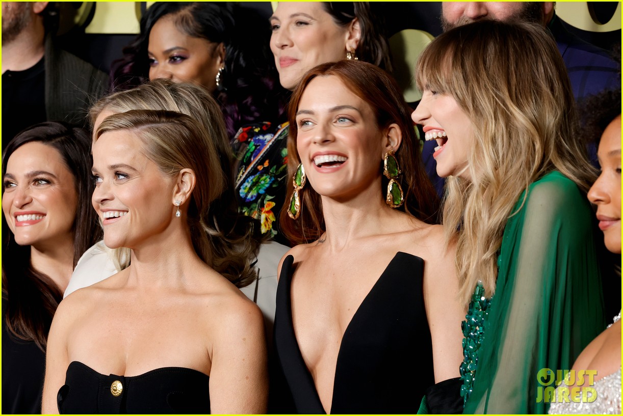 Photo reese witherspoon daisy jones and the six premiere 44 Photo