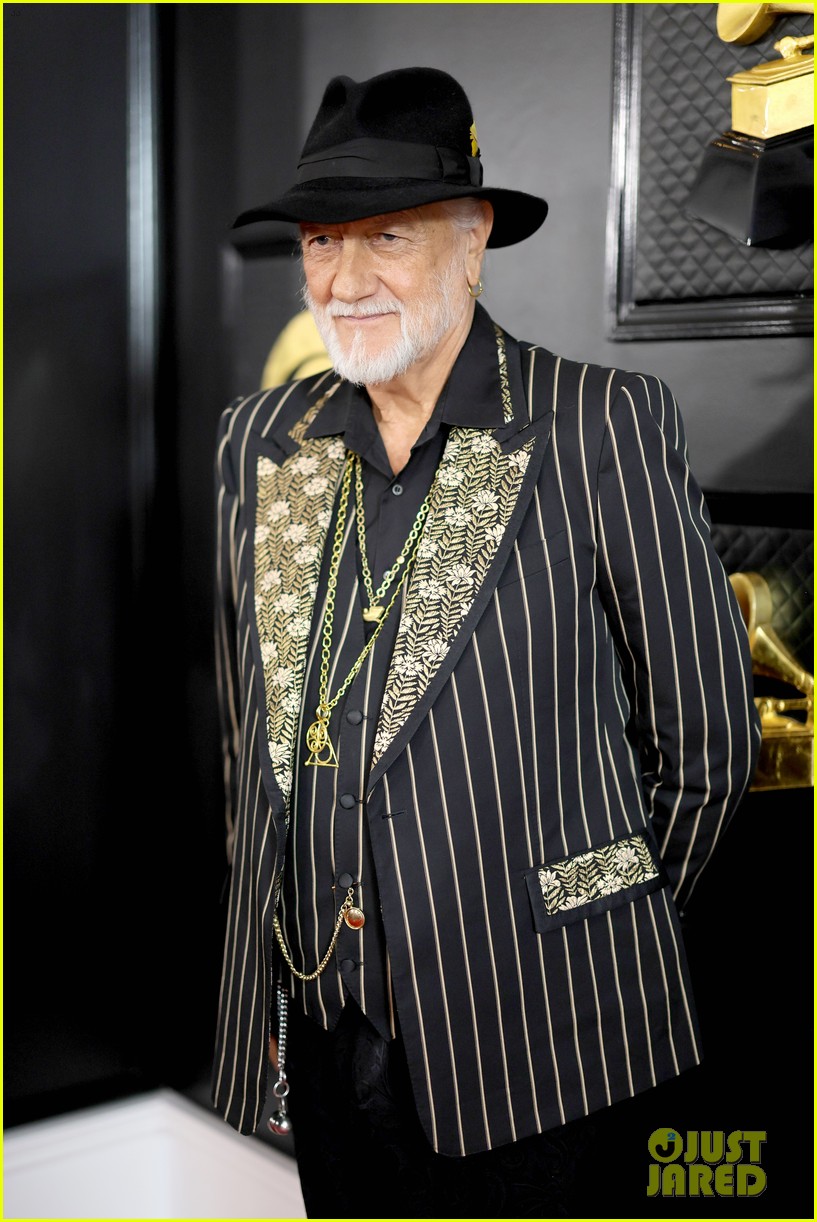 In Memoriam Performers Sheryl Crow, Bonnie Raitt, & Mick Fleetwood Walk